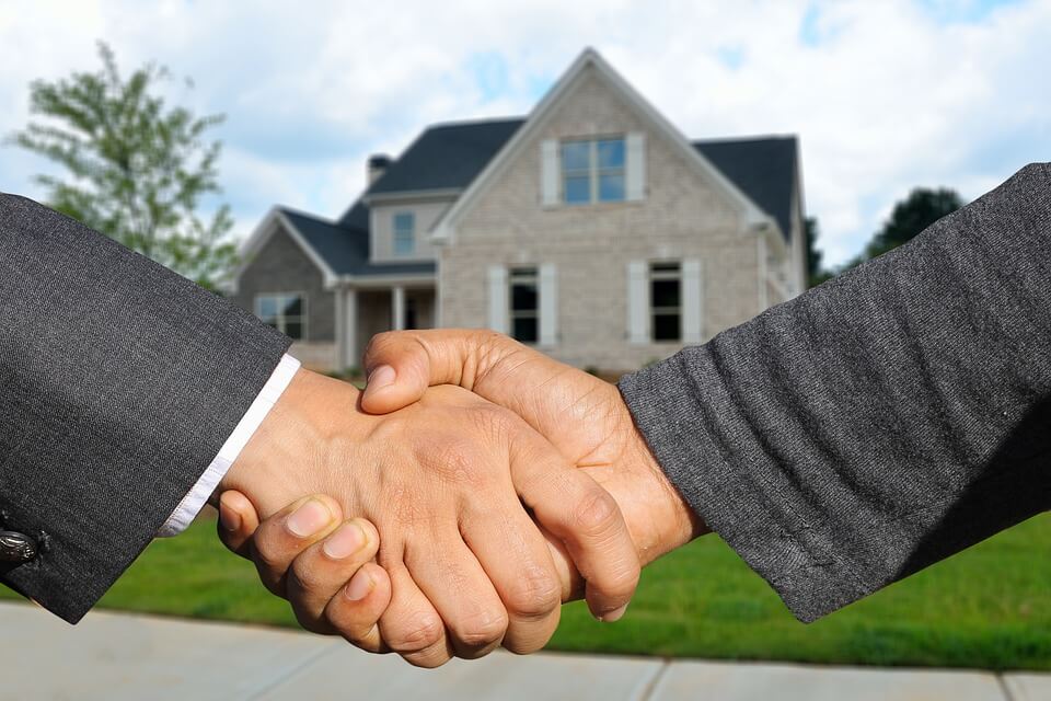 Ezra Beyman Things to Consider When Buying Real Estate
